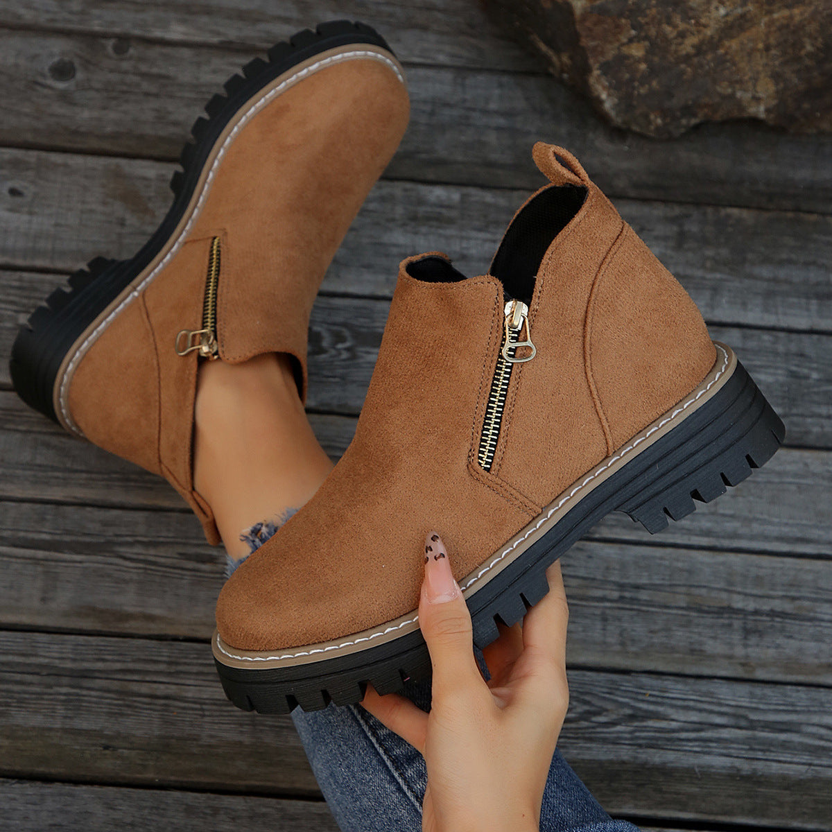 Bottines pour femmes à bout rond et fermeture à glissière sur le côté