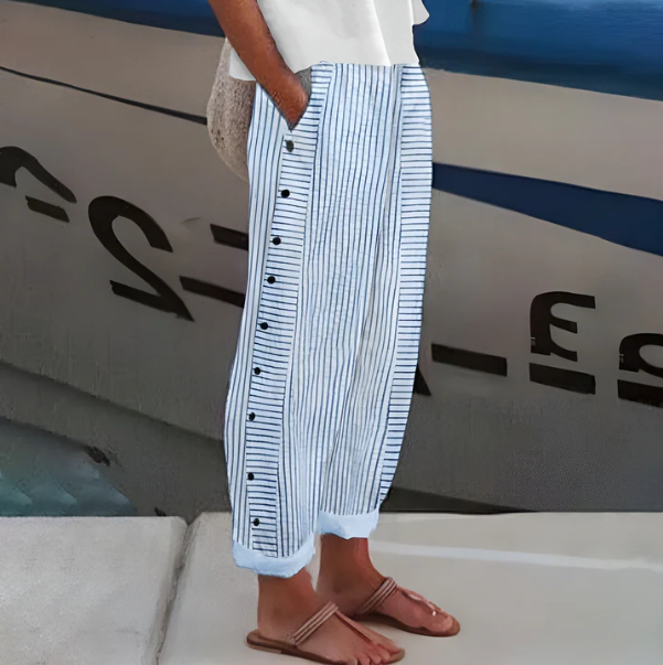 Pantalon rayé bleu confortable avec poches latérales