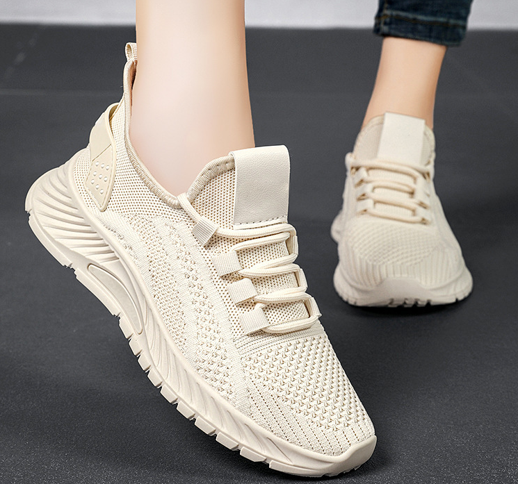 2025 Nouvelles chaussures de tennis fines et respirantes