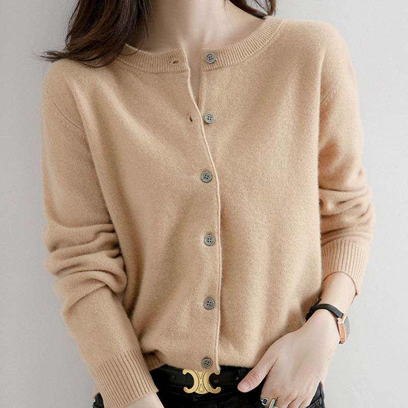 🔥2024 Vente à chaud🔥Chemise boutonnée à col rond en maille pour femme【Livraison gratuite à l'achat de 2 pièces】