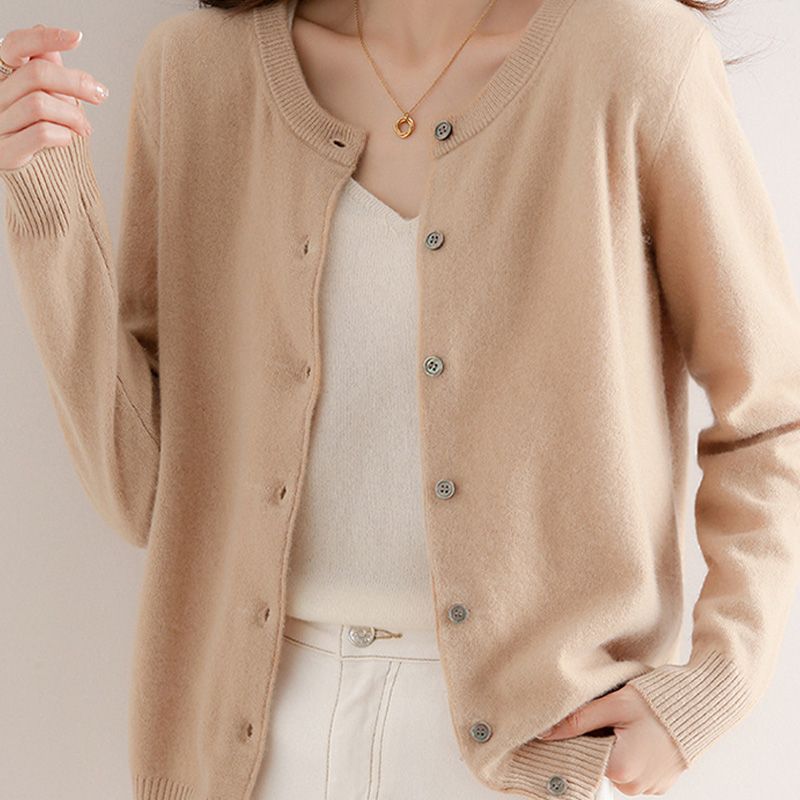 🔥2024 Vente à chaud🔥Chemise boutonnée à col rond en maille pour femme【Livraison gratuite à l'achat de 2 pièces】