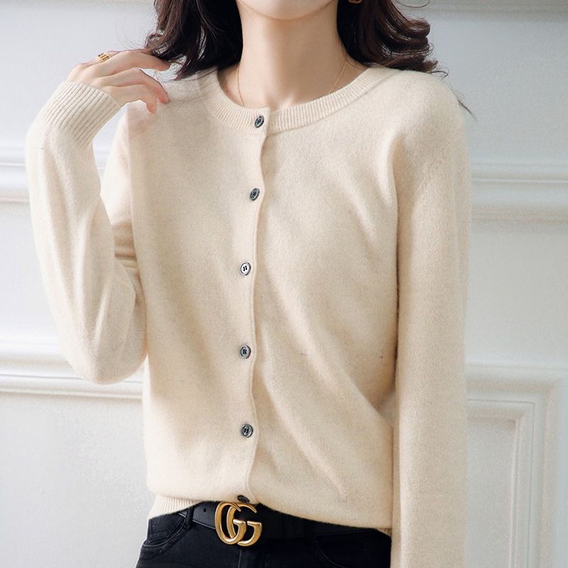 🔥2024 Vente à chaud🔥Chemise boutonnée à col rond en maille pour femme【Livraison gratuite à l'achat de 2 pièces】