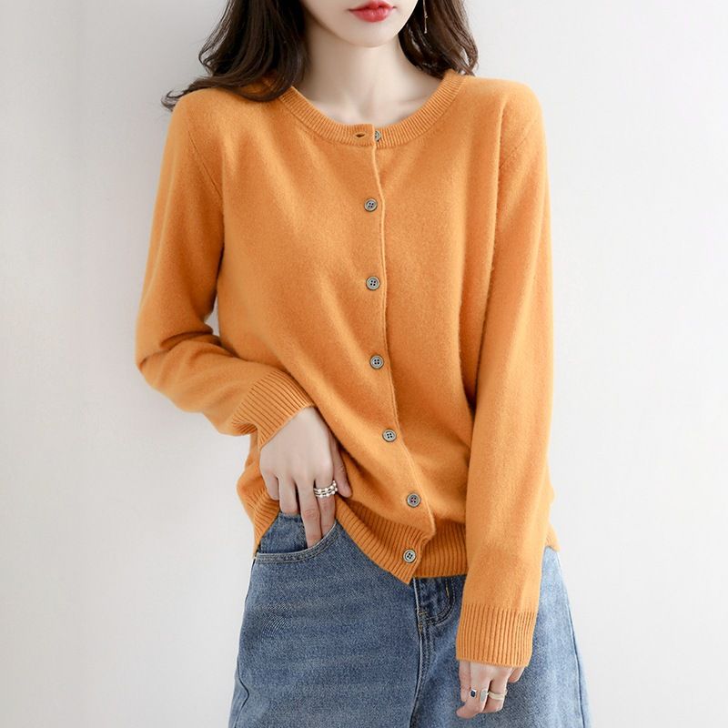 🔥2024 Vente à chaud🔥Chemise boutonnée à col rond en maille pour femme【Livraison gratuite à l'achat de 2 pièces】
