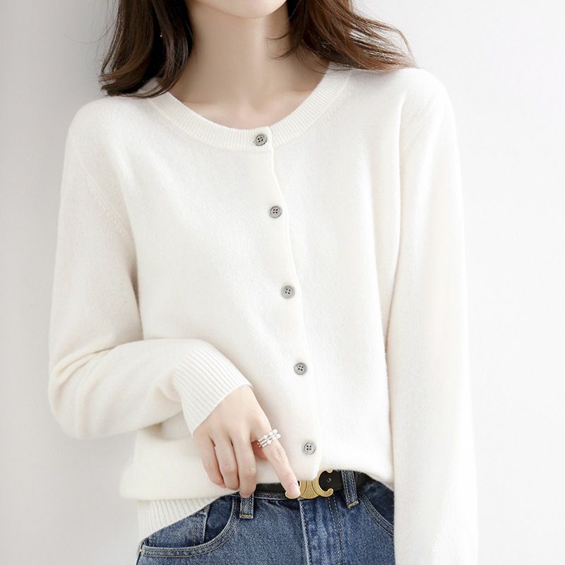 🔥2024 Vente à chaud🔥Chemise boutonnée à col rond en maille pour femme【Livraison gratuite à l'achat de 2 pièces】