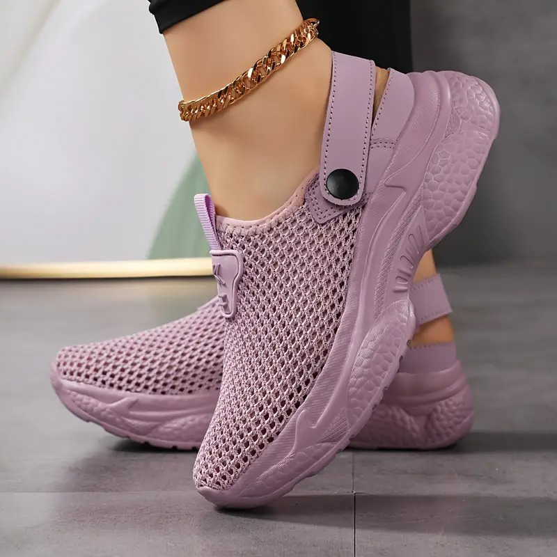 Baskets orthopédiques respirantes et antidérapantes pour femmes, conçues pour la randonnée et les activités de loisirs.