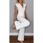 Ensemble élégant pour femme : haut col en V et pantalon