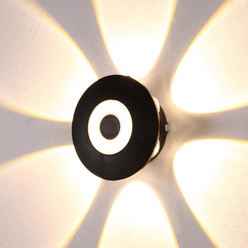 Applique murale LED moderne avec effet lumineux géométrique