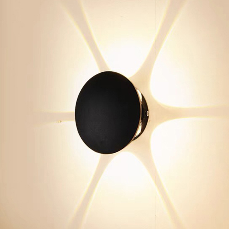 Applique murale LED moderne avec effet lumineux géométrique